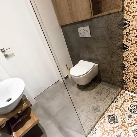 Stary Go Apartment